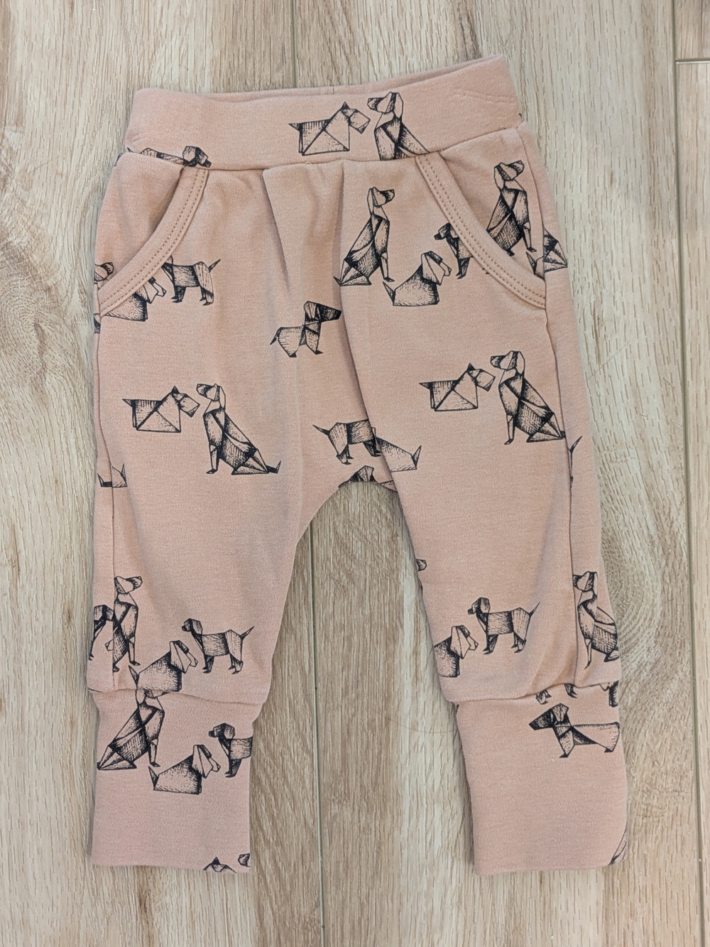 Deux Par Deux - Origami Dog Print Jogger Pants - Neutral Colour